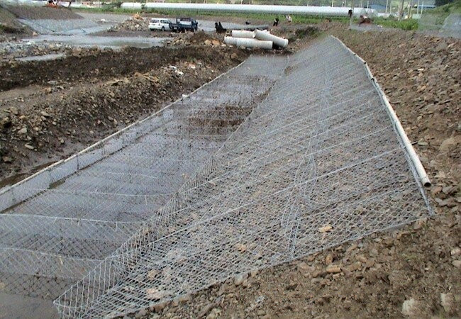 鍍鋅雷諾護墊.jpg 鍍鋅雷諾護墊.jpg